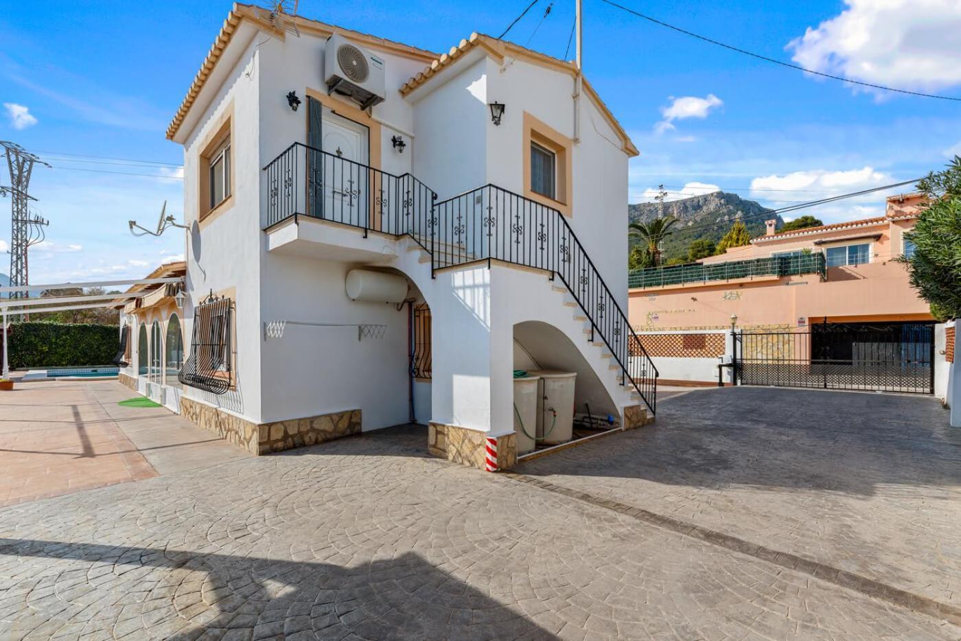 Villa Mercedes - Plusholidays Calpe Buitenkant foto